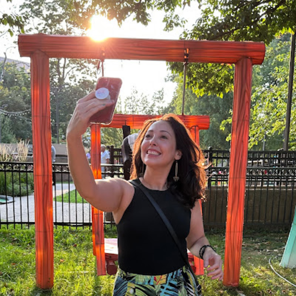 Meet your Posher, Carmen